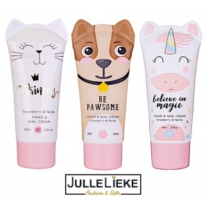 BEST FRIENDS hand- en nagelcrème set 3 tubes BEST FRIENDS hand- en nagelcrème set 3 tubes