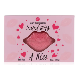 SEALED WITH A KISS in Postkaart