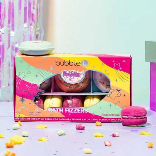 Bubble T Confetea Donuts & Macarons Bath Bomb Gift Set