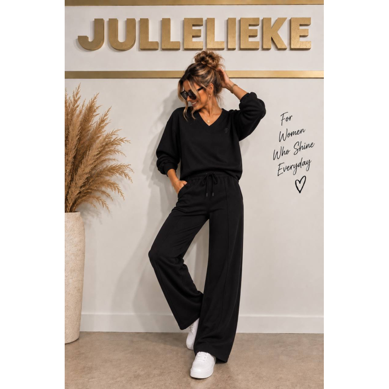 Emily outfit zwart